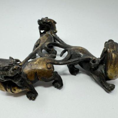 "Three Lions" Foo Dog Sculpture - Intricate Design & Versatile Rest	