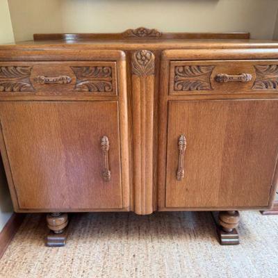 1920s Vintage Art Deco Carved Golden Oak Sideboard	