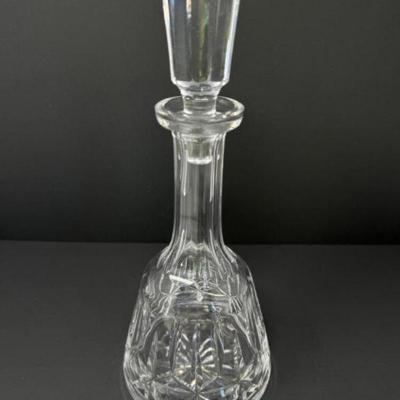 Wine Liquor Decanter w/ Stopper & Intricate Pattern	