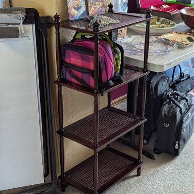 Small shelf unit