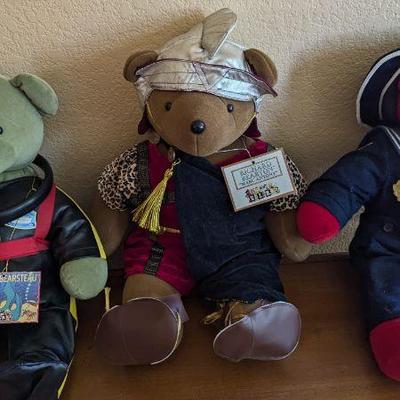 North American Bear VIB 22" Richard Bearton Marc Antony