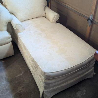 Chaise lounge