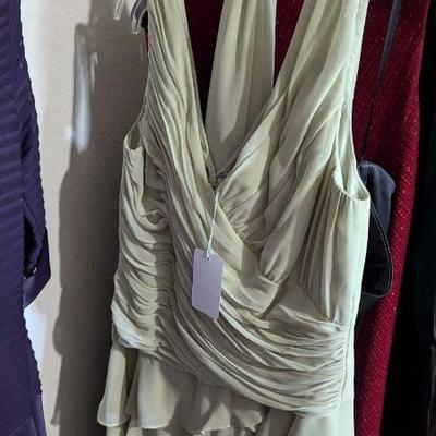 Women's evening wear, Cachet
