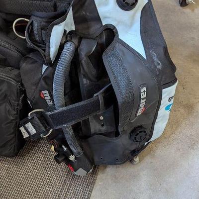 Mares Scuba vest