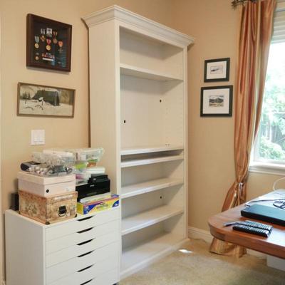 White Bookcase w/5 Adjustable Shelves