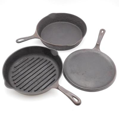 Wagner Ware Cast Iron Cookware (Total of 3)