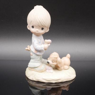 Precious Moments 1976 Original 21 Bisque Porcelain Figurine