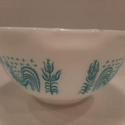 Pyrex cinderella mixing bowl  #442 $65 obo 