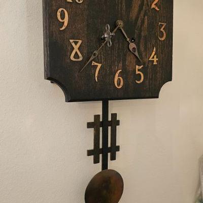 Arts & Crafts Clock