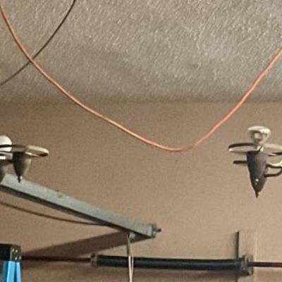 Light fixtures