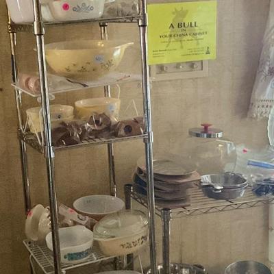 Pyrex bakeware