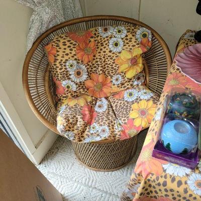 rattan/wicker papasan chair