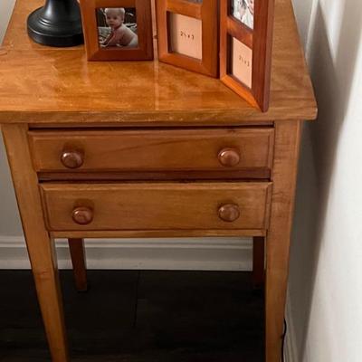 2 drawer stand