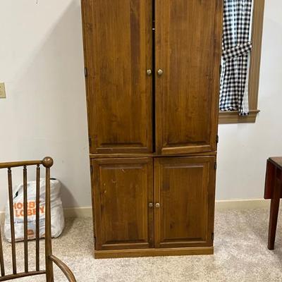 Blind door cabinet