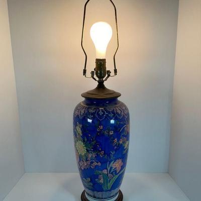 Vintage Asian Inspired Porcelain Lamp
