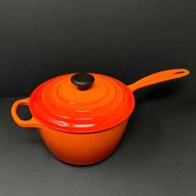 Le Creuset Enameled #20 Cast Iron Signature Saucepan