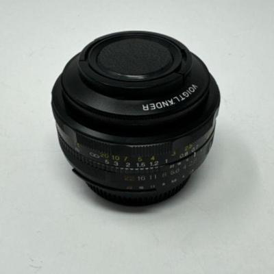 Voigtlander Aspherical Ultron 40mm f2 + LH 40-N | Est. $580+	