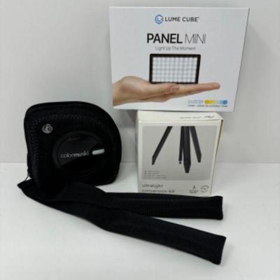 ﻿X-Rite ColorMunki, Lume Cube MINI, Peak Design Kit | Est. $400	