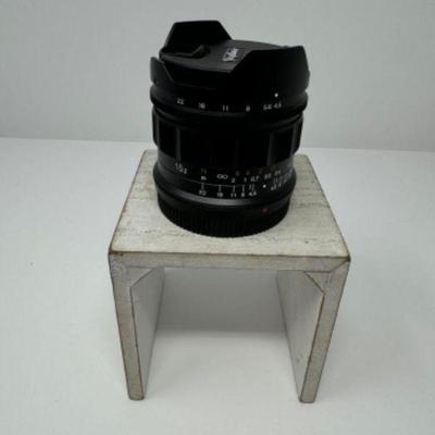 Voigtländer Super Wide Heliar 15mm f/4.5 | Est. $750	