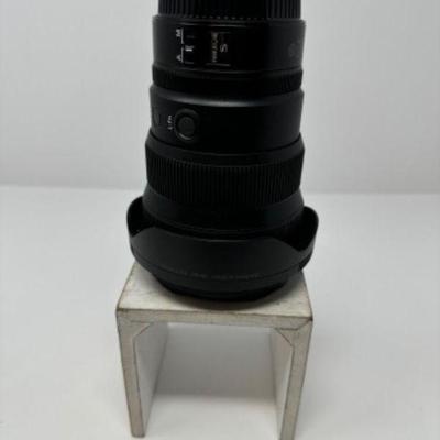 Nikon Nikkor Z 14–24mm f2.8 S | Est. $2,500	