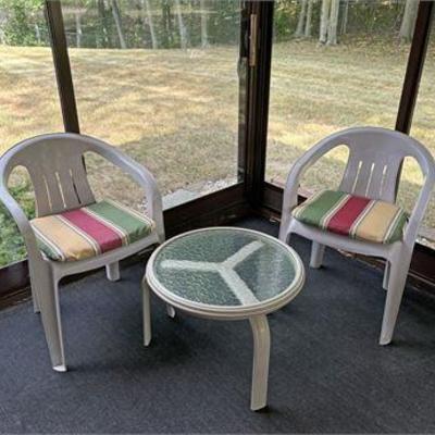 Patio Arm Chairs & Side Table .jpg