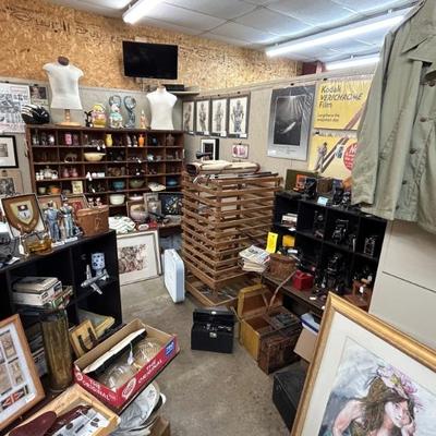Estate sale photo