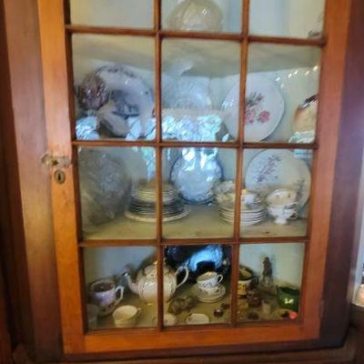 18th century corner cabinet 