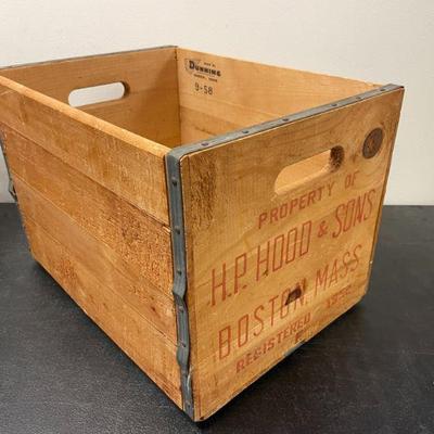 Hood Crate with lid
