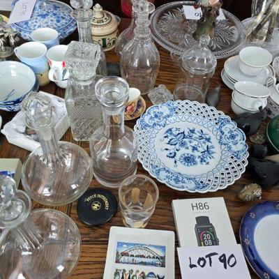 Part of miscellaneous antiques, vintage & contemporary Super Sized lot.
