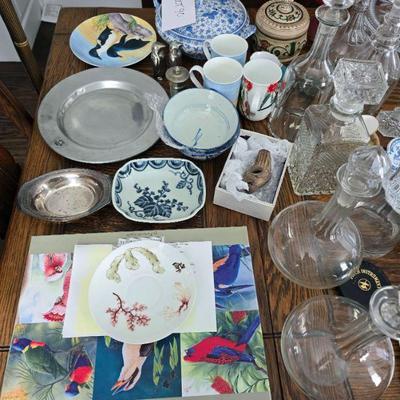 Part of miscellaneous antiques, vintage & contemporary Super Sized lot.