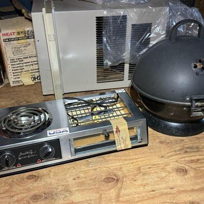 Broil King & Small Grill
