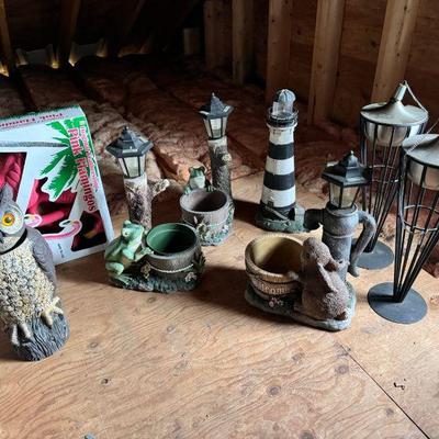 Lawn Lights And Decorations
