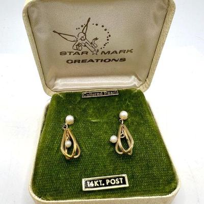 Vintage Cultured Pearl Earrings
