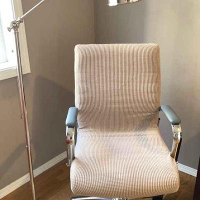 Nice Chrome Base Office Chair with Floor Lamp