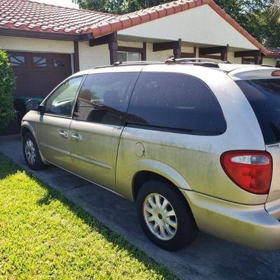 2003 Town & Country LX Chrysler only 45,000 original miles