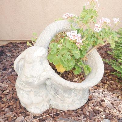 Rabbit w/Basket Garden Planter