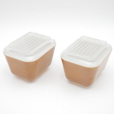 Pyrex Brown Refrigerator Dish w/Lid (Set of 2)