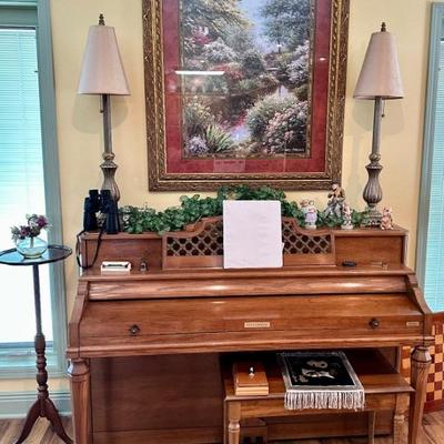 Baldwin piano