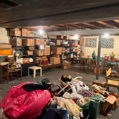 Estate sale photo