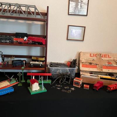 Lots of collectible Lionel trains, tracks and accessories