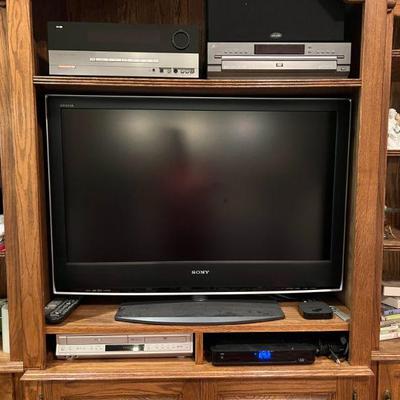 Sony Bravia 42" - $125