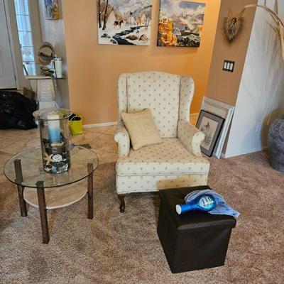 Chair & Table