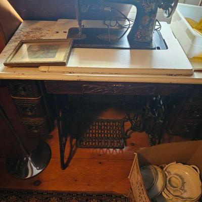 Estate sale photo