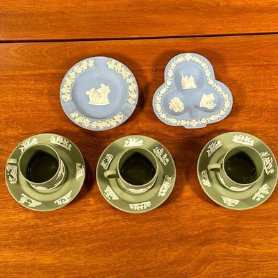 (8pc) WEDGEWOOD DISHES | Including: 3 pairs of Jasperware Wedgewood teacups and saucers, and 2 light blue Wedgewood dishes. - h. 2.5 x...