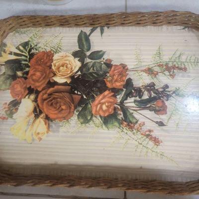 VTG wicker serving trays