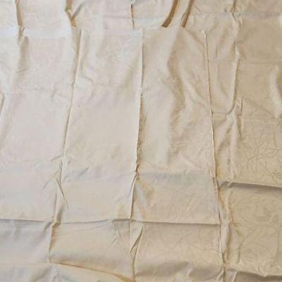 TTT028 - Fabric Pieces (4)