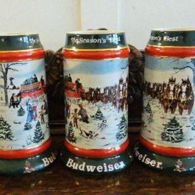 TTT035-Vintage 1991 Budweiser Christmas Collection Beer Mugs