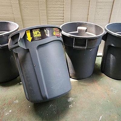TTT592 - Trash Cans (4)