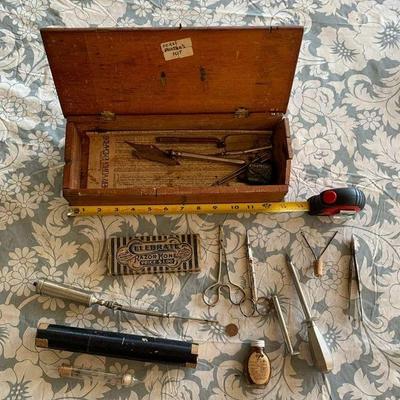 TTT114 Antique Horse Doctor's Kit