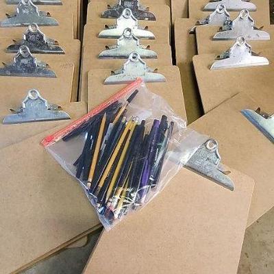 TTT619 - Letter Size Wooden Clipboards (28)